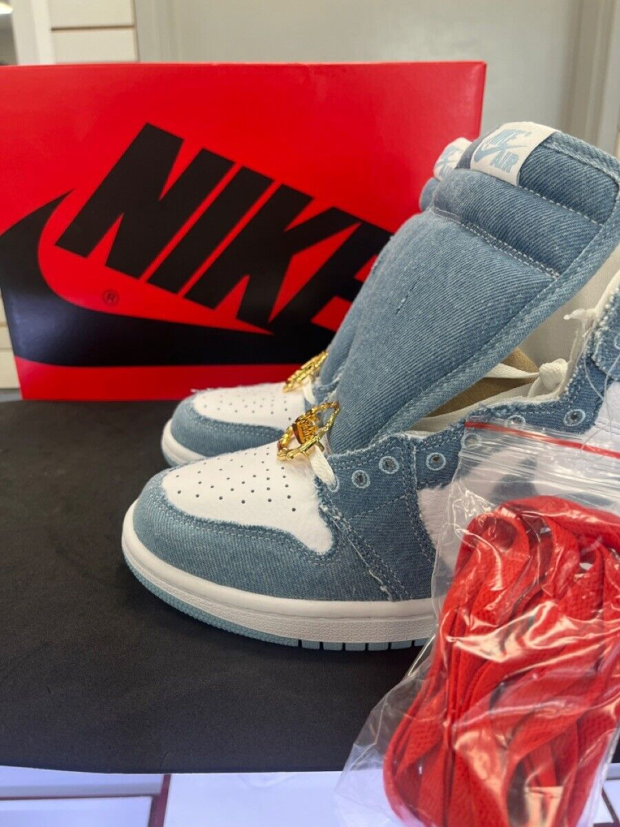 Thumbnail: Nike Women's Air Jordan 1 Retro High OG Shoes "Denim" DM9036-104 SIZE 8.5