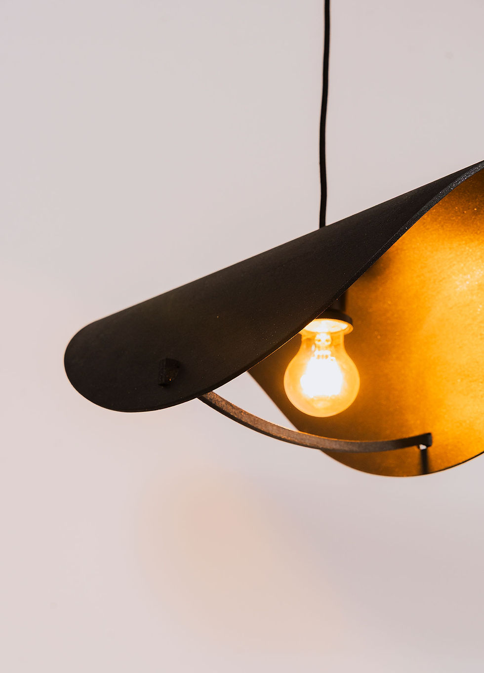 Thumbnail: BENK – Designer Pendant Light