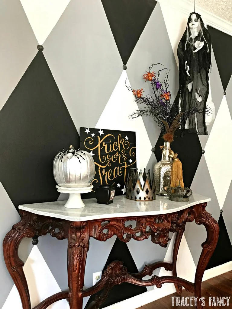 Halloween Decor by Traceys Fancy
