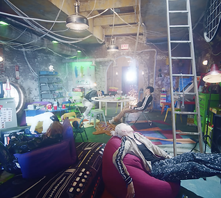 P1Harmony (피원하모니) - 'Back Down' MV.png