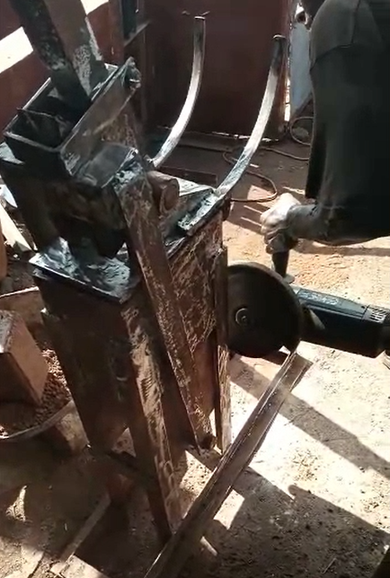 HOPE’S BRILLIANT BRICK-MAKING MACHINE