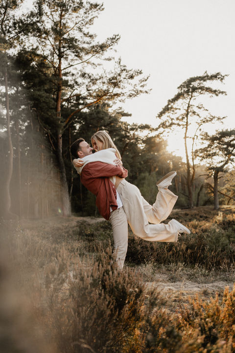 paarfotografie-golden-hour-heide