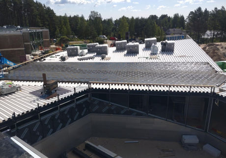 Kurro Loodusspaa liimitud DUO ROOF katuselahendus