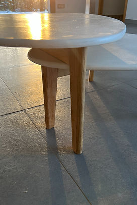 Tables gigognes/peintures naturelles/effets de matière/On n'est pas chez mémé