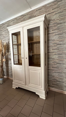 Vitrine vitrée 2 pans/peintures naturelles/blanchie/cirée/On n'est pas chez mémé