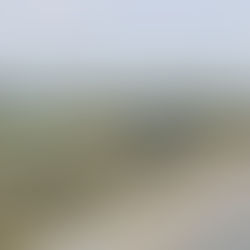 Barandas rotas en Boulevard Turístico del Este son usadas como retorno