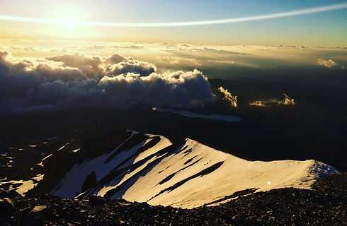 Sunrise on the way up.JPG