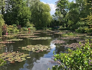 Claude_Monet_Garden_Water_Lelies.jpg