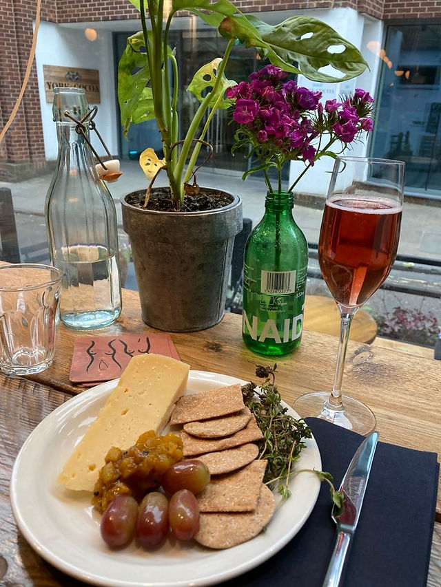 Howl Bar & Charcuterie York
