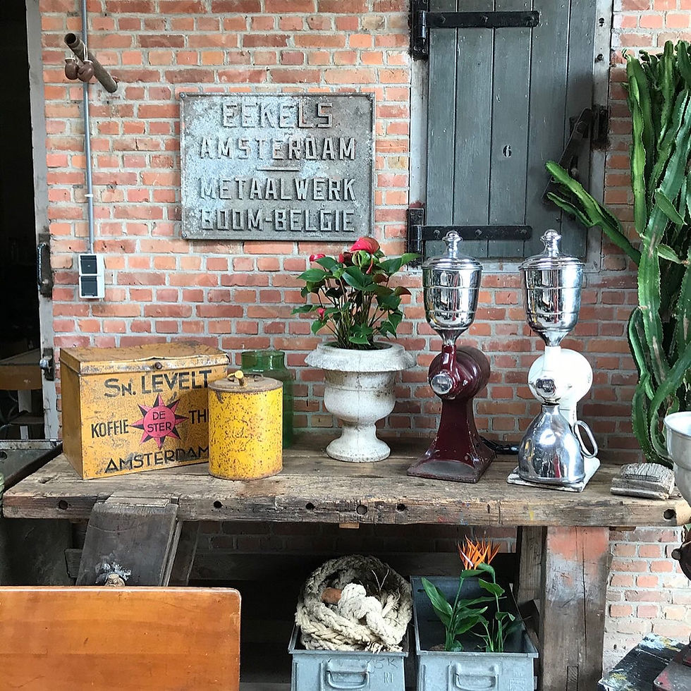 Sold Antiques Shop Schoondijke