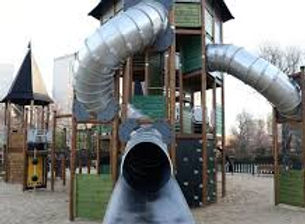 rea de juegos infantiles
