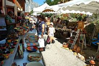 Bordeaux Square Market