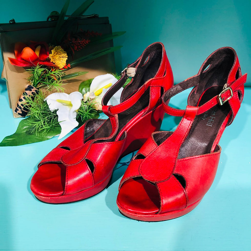 Thumbnail: Retro 1940's Style Red Leather Wedge Heels