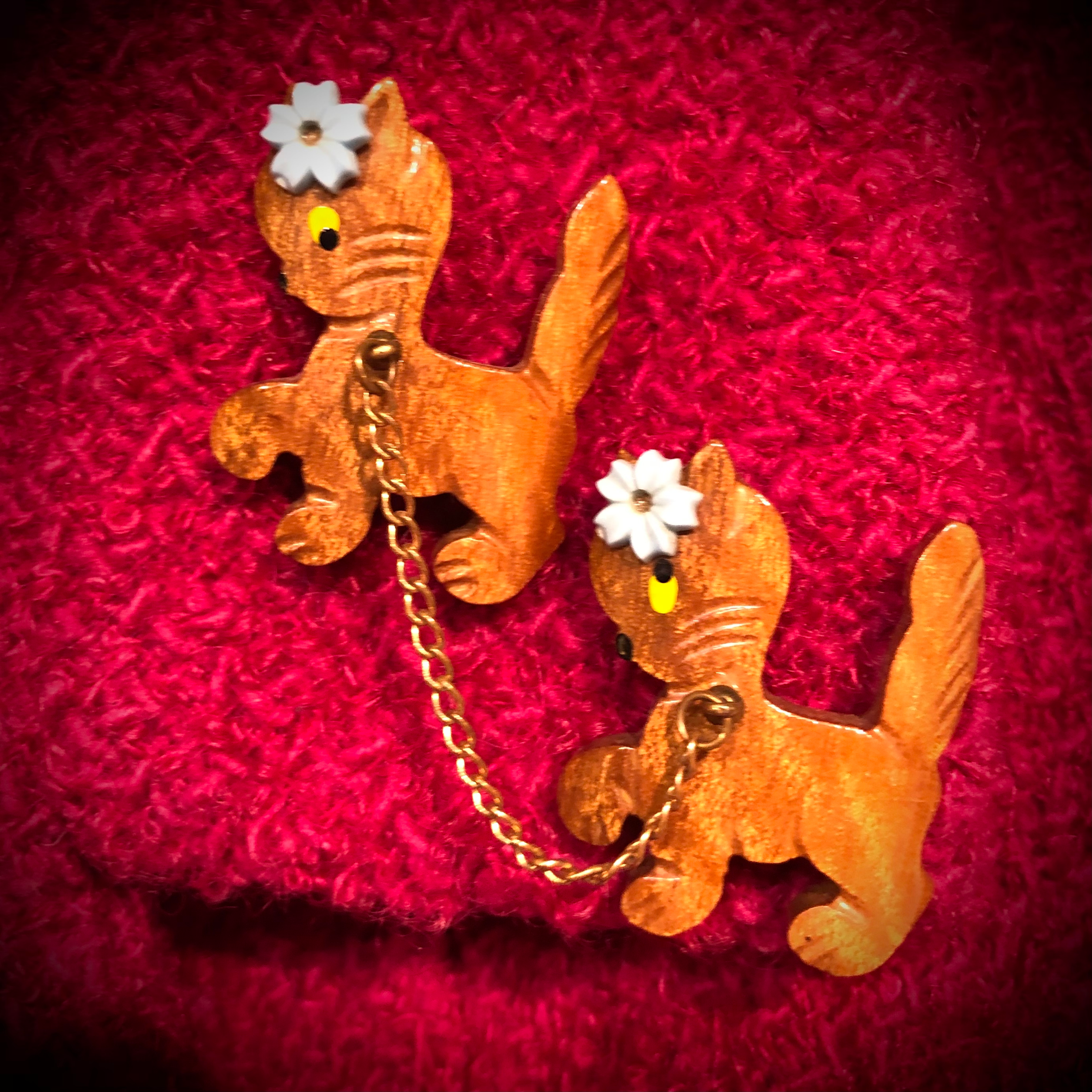Pretty Playful Kittens Brooch