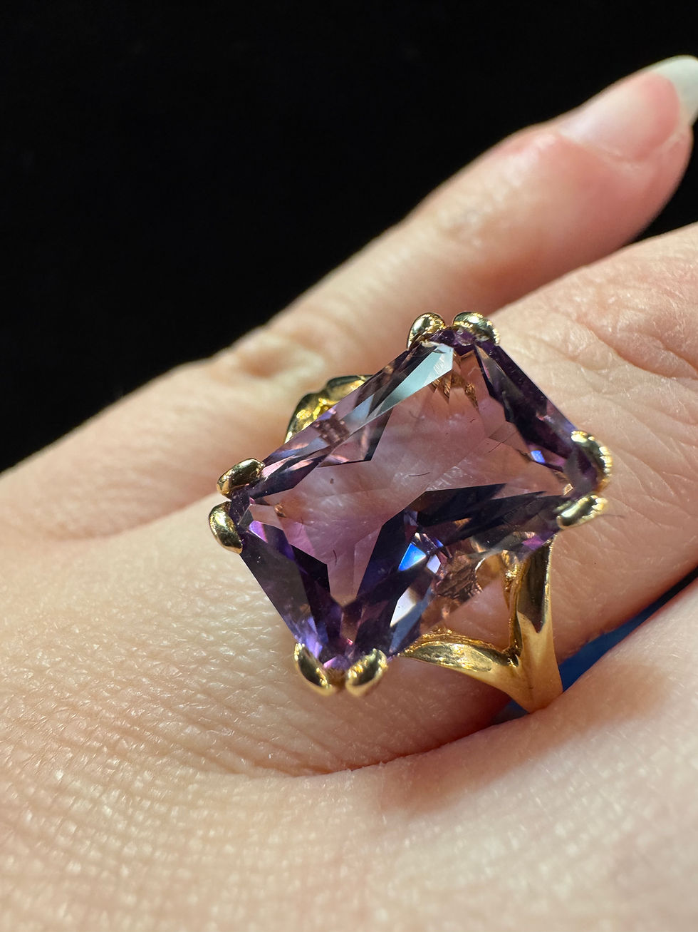 Thumbnail: Vintage Amethyst Ring