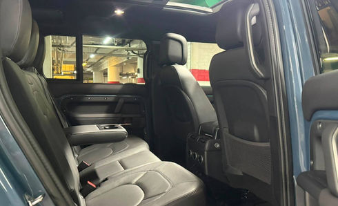 Land Rover Defender 110