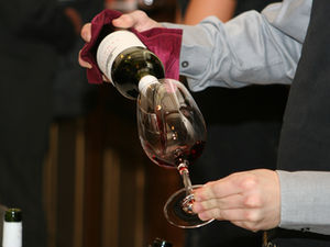 Wenn Kakao auf Rebe trifft: Genussabend „Schokolade und Wein“ in Meißen