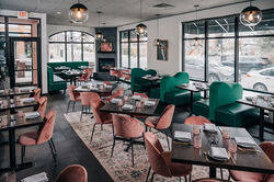 custom-restaurant-banquette-and-upholstered-dining-chairs
