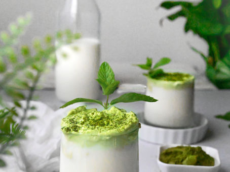 Kiwi Dalgona Whipped Matcha Green Tea!