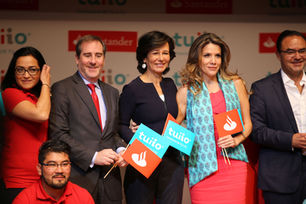 Santander dará microcréditos al sector popular en México
