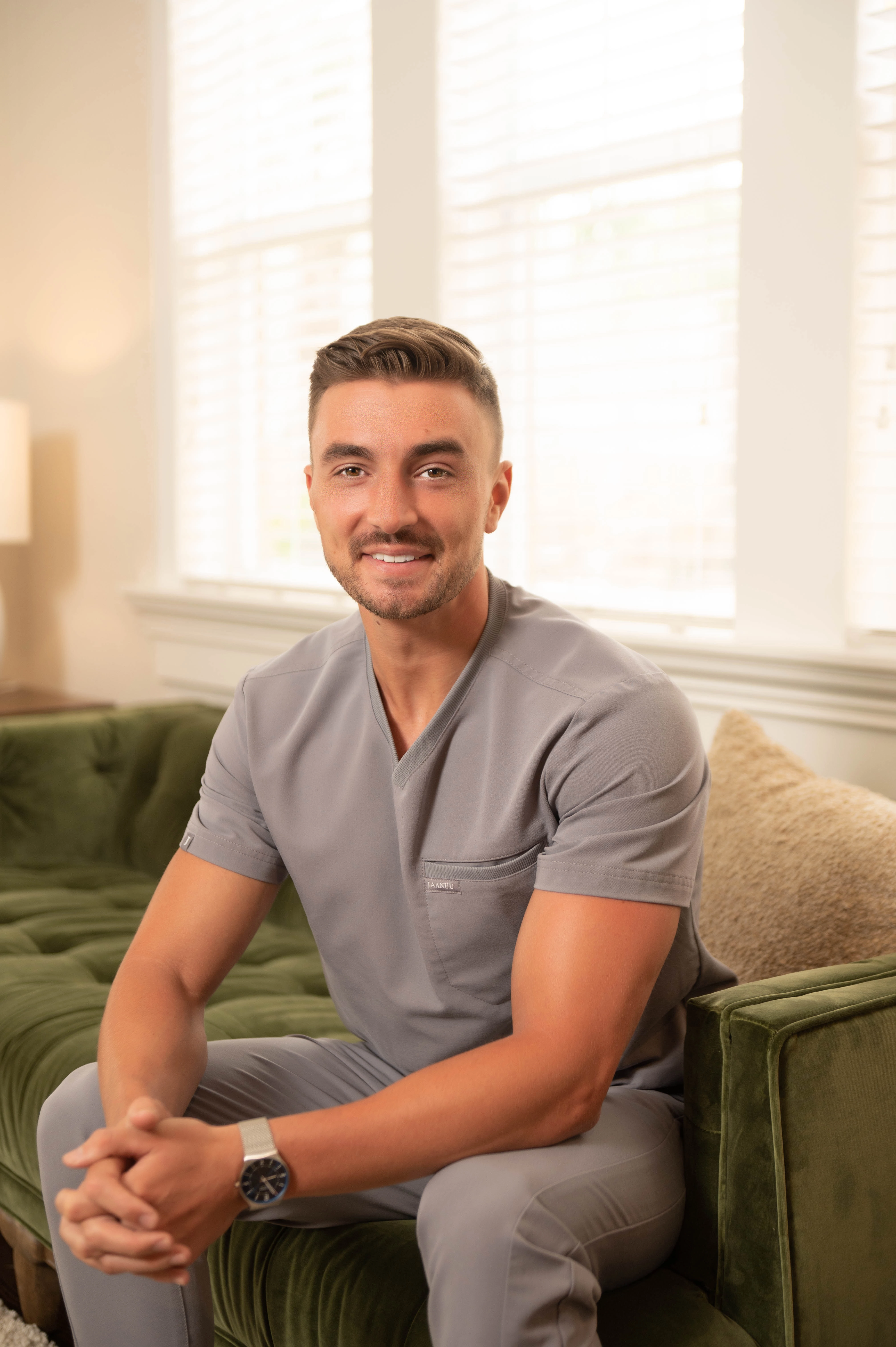 Dr Joshua Ferraro