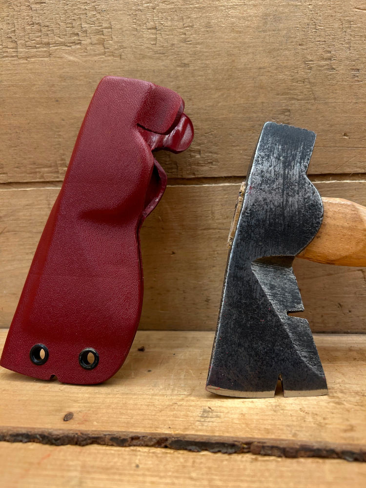 Thumbnail: Petite Barreling Hatchet of unknown make
