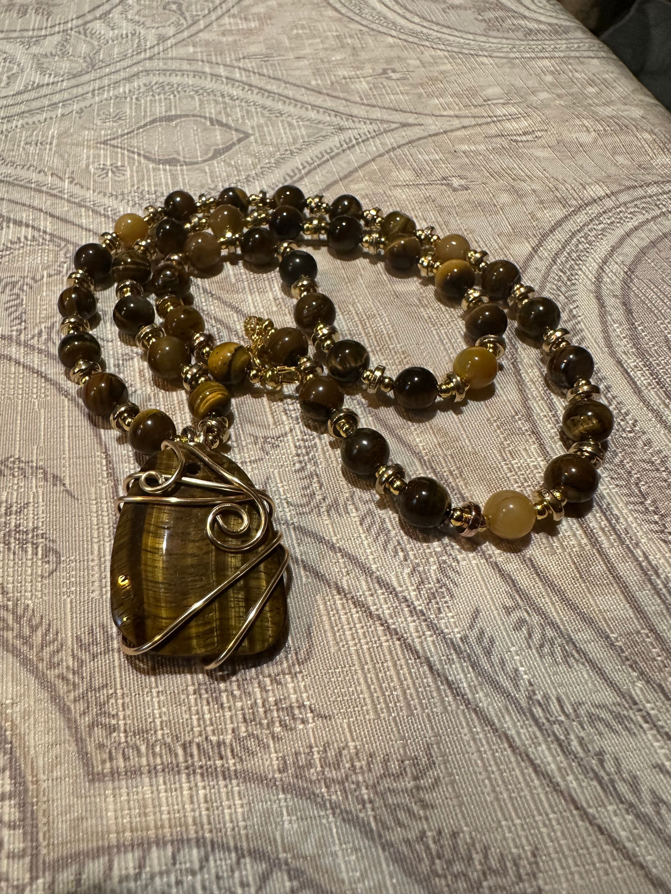 Wire Wrapped Tiger Eye Cabochon Beaded Necklace 