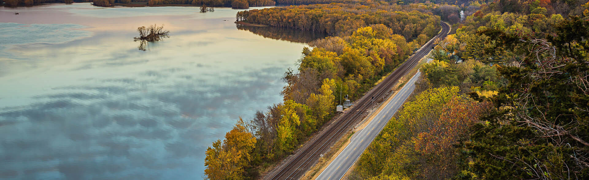 Great-River-Road.jpg