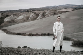 Fashion-foto-video-route-production-crete-chianti-tuscany171.jpeg