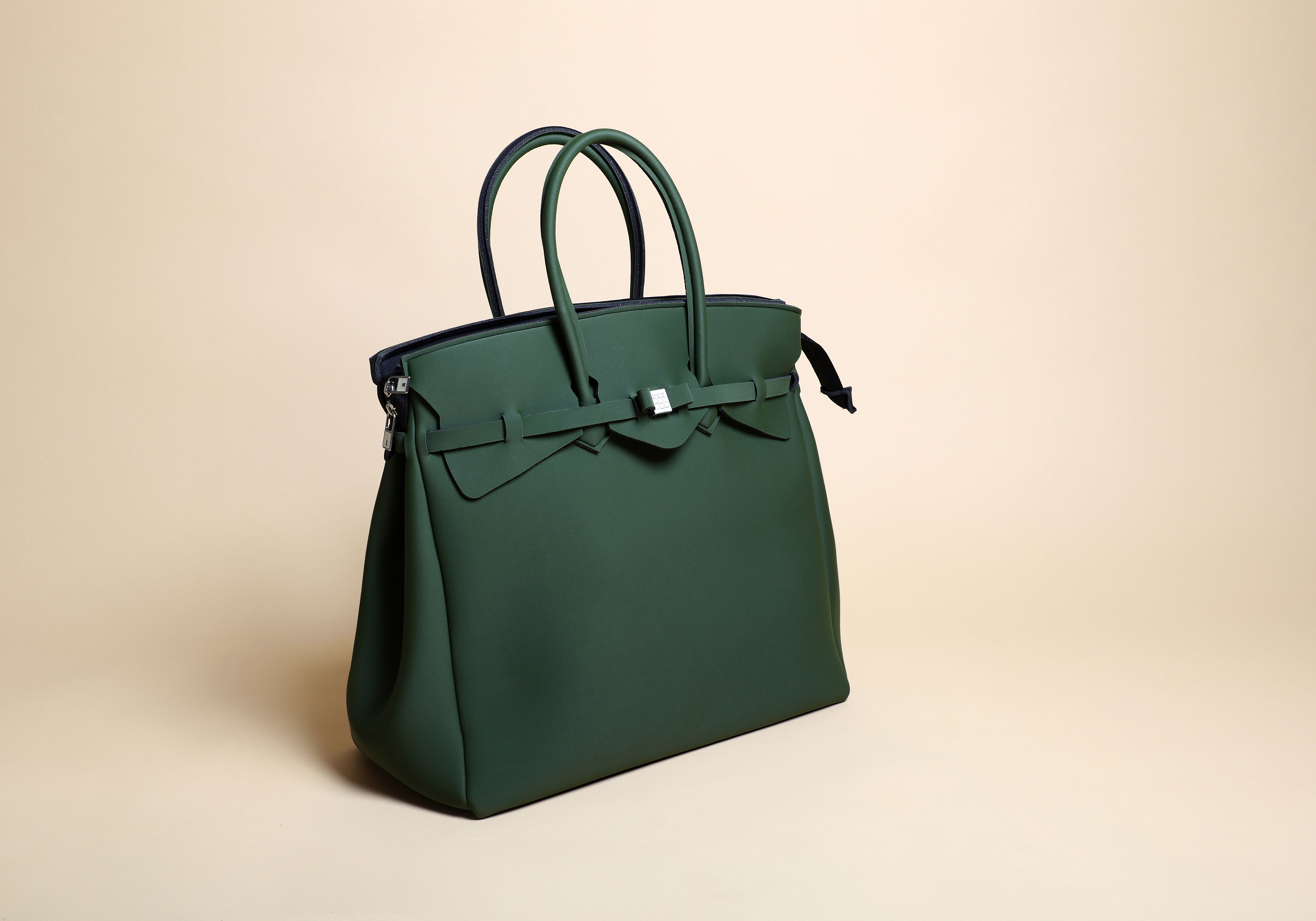 Miss Weekender Plus - Colors