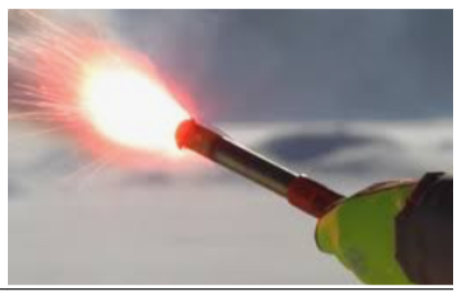 Hätärakettien ja -soihtujen ampumistilaisuus