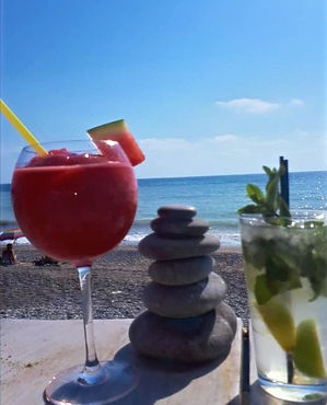 Cocktail%20by%20the%20beach_edited_edite
