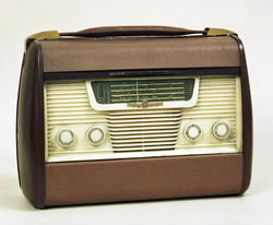 Rádió, televízió