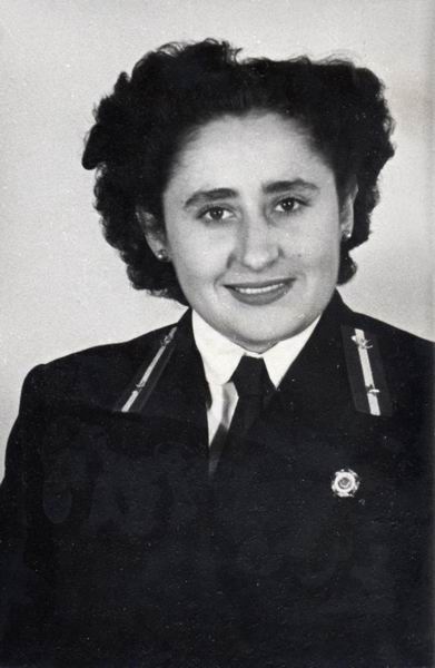 Fehér Istvánné kezelő, Budapest 1953