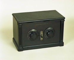 Rádió, televízió