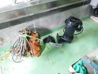 汚泥水中ポンプ取替修繕