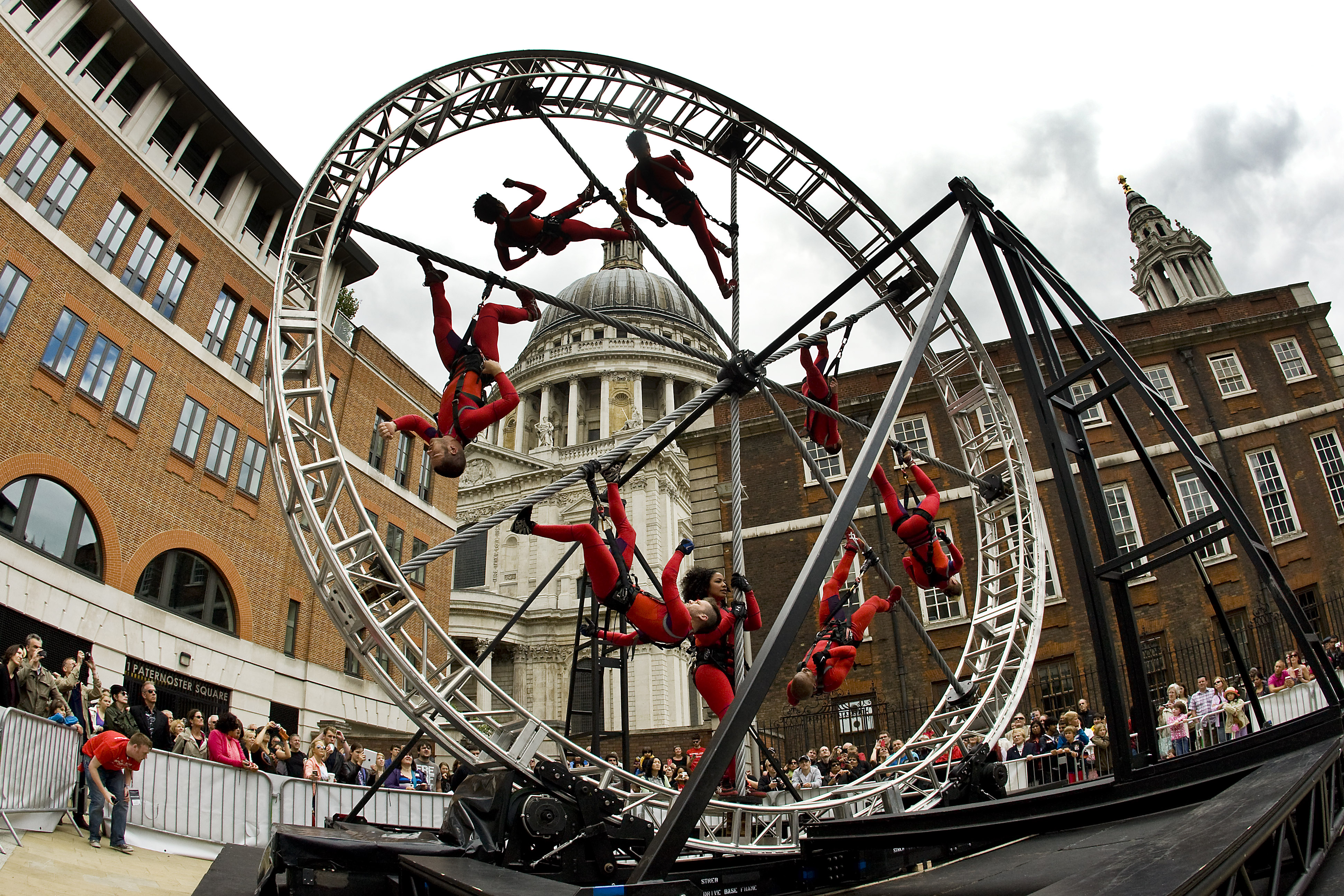 STREB - ONE EXTRAORDINARY DAY