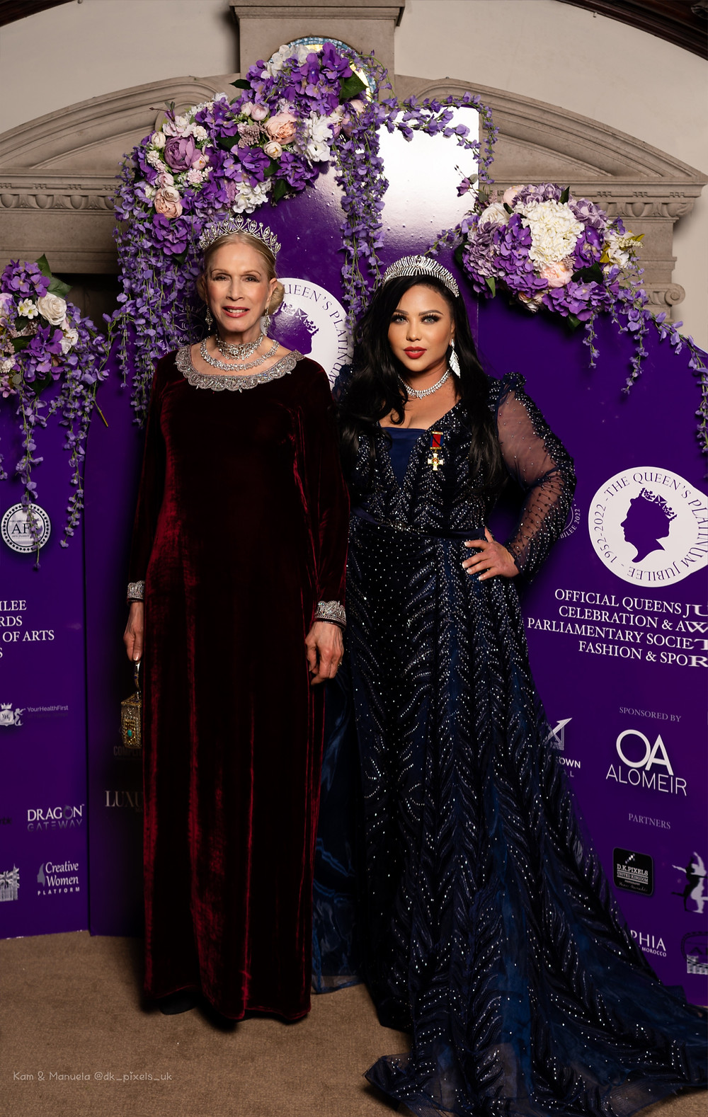 QUEEN''S PLATINUM JUBILEE OFFICIAL CELEBRATION