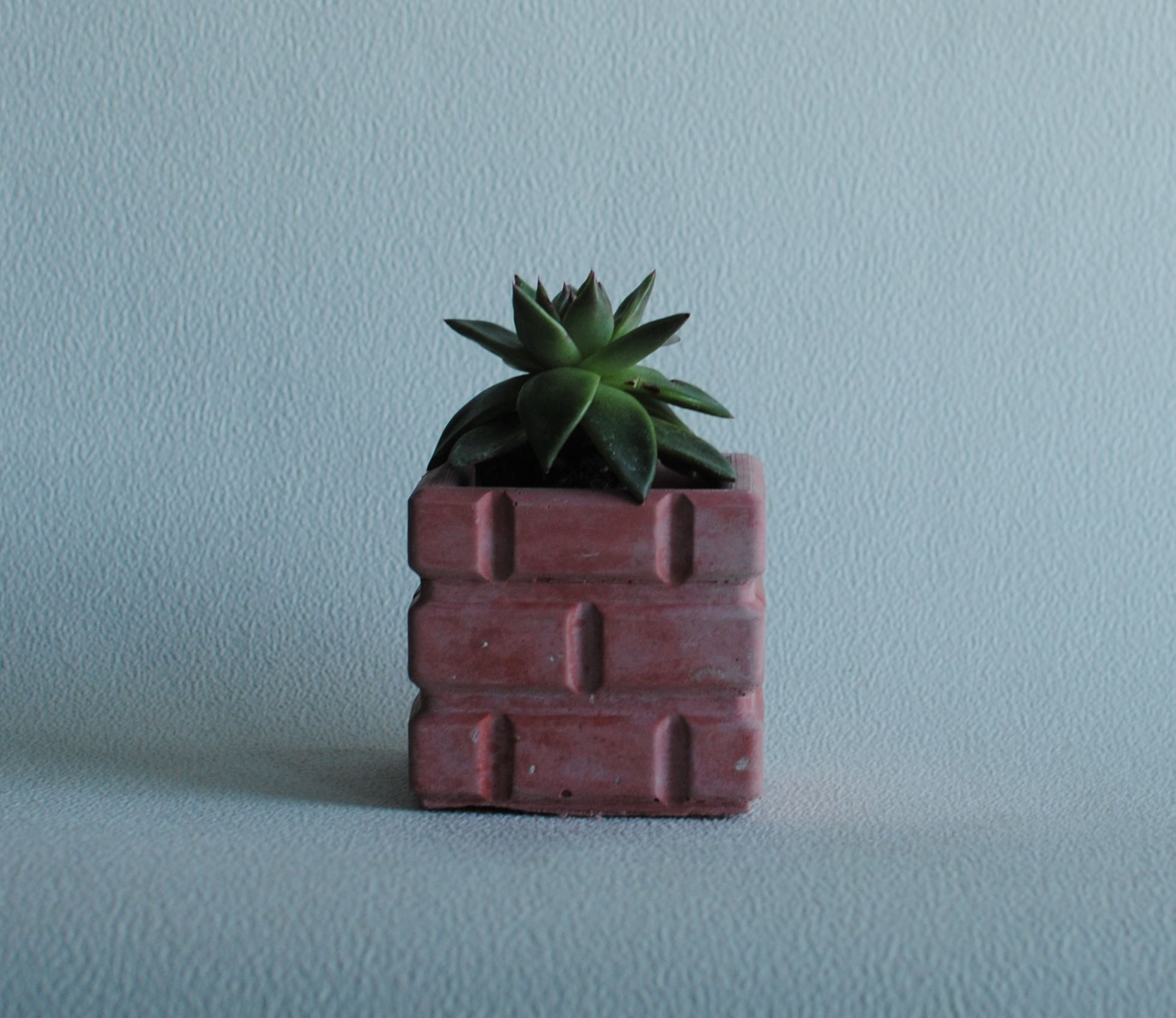 Concrete Planter Super Mario Brick 9cm
