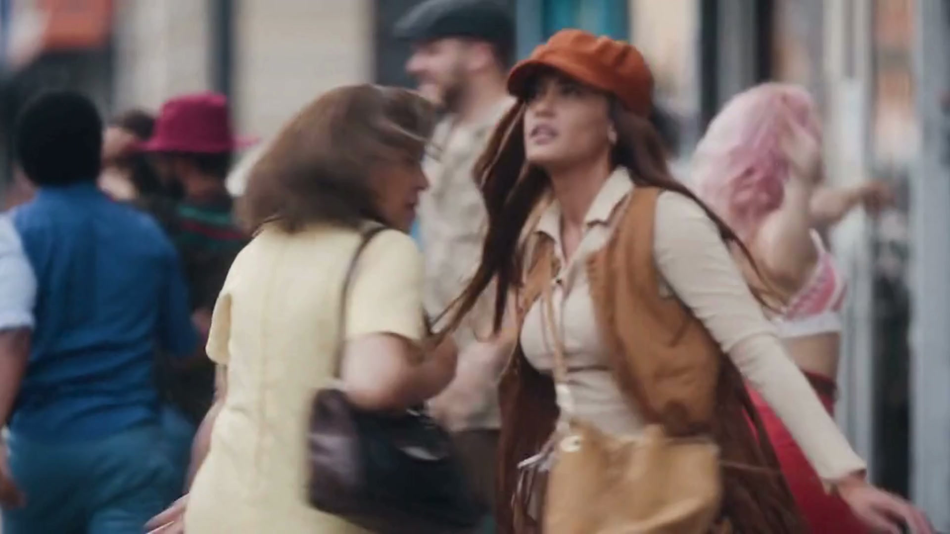 EVERY QUEEN HAS A STORY!