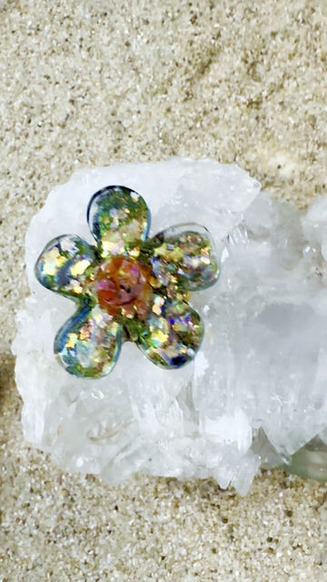 Thumbnail: Sunlit Bloom Ring