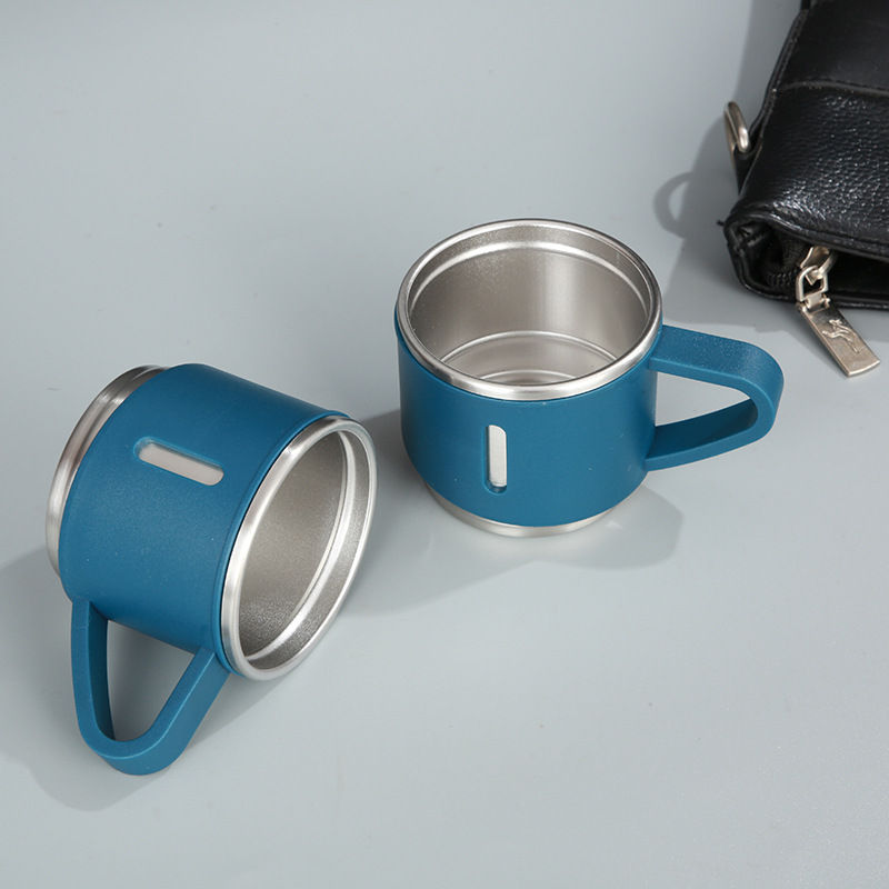 תמונה ממוזערת: סט תרמוס וכוסות