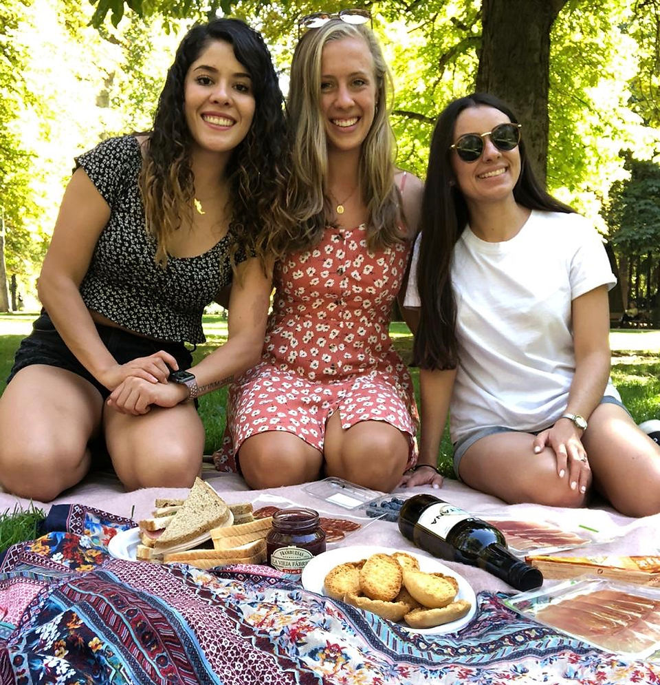 Picnicing at Parque del Retiro