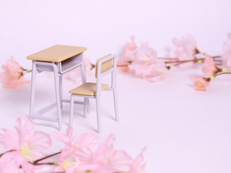 卒業祝いと入学祝い、どっちを贈るべき?状況別の選び方ガイド