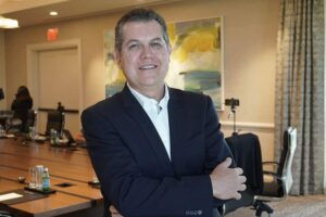 Los partners son esenciales para la nueva realidad: híbrida, en nubes múltiples y con grandes riesgo