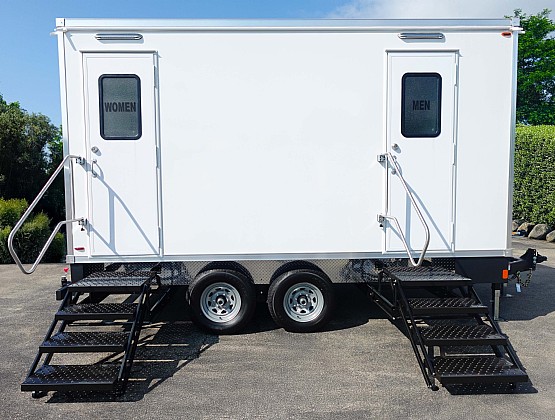5-Station restroom trailer for infrastructure projects