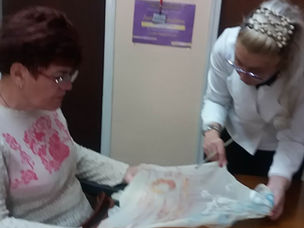 Edukativno umetnička radionica - oslikavanje svilenih ešarpi