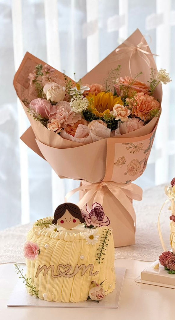 Mom Fresh Cream Cake Package