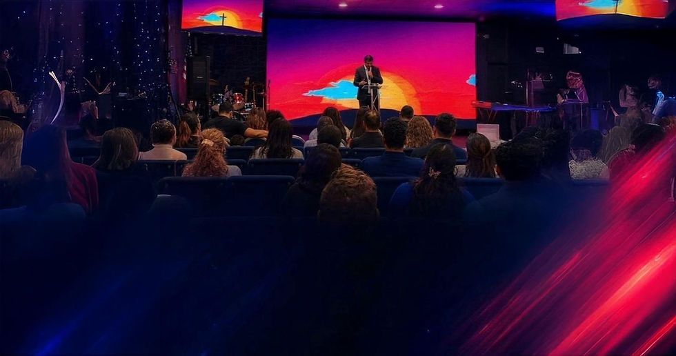 Domingo Familiar - Sunday Service