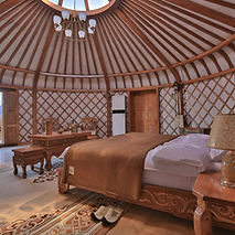 Mongolian ger inside.jpg